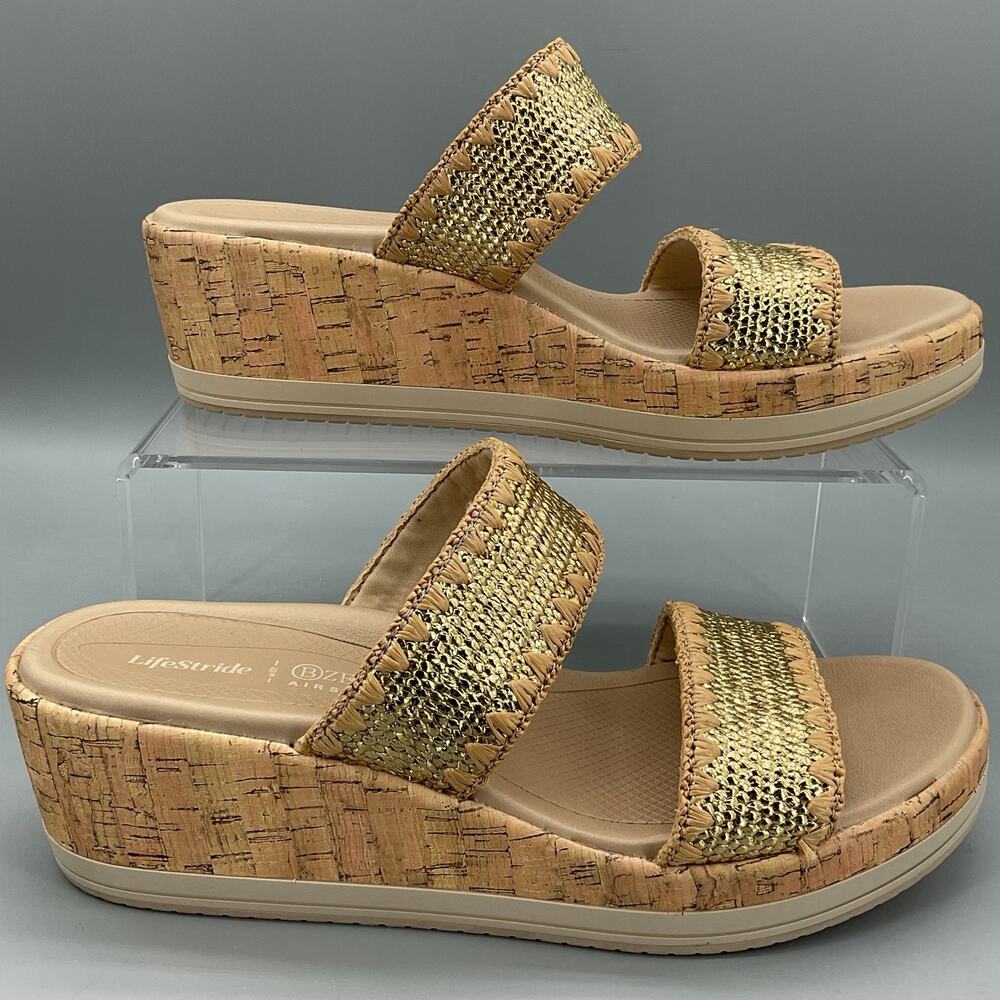 NEW Lifestride Women’s Resort Wedges Sandals Gold Size 10M